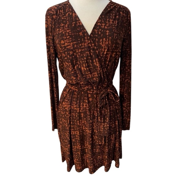 Daisy Fuentes Dresses & Skirts - Daisy Fuentes Faux Wrap Dress Womens Size Small Long Sleeve Rust Brown